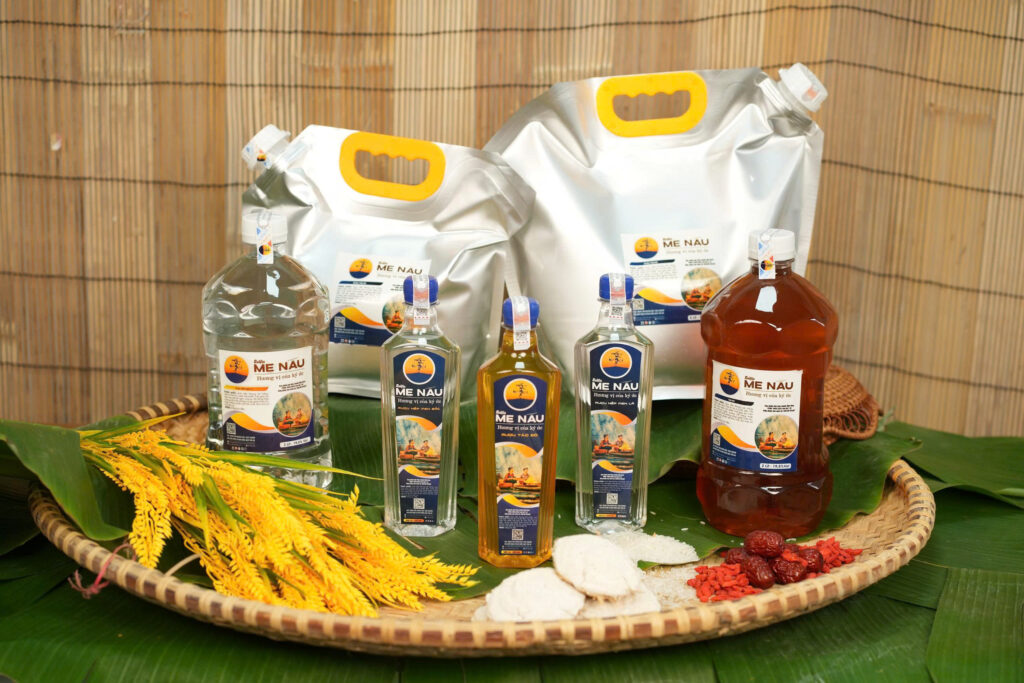 Sản phẩm của thương hiệu rượu mẹ nấu 